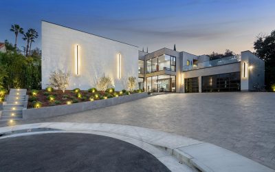 Outdoor Landscape Lighting in Tampa Bay: Improve Curb Appeal, Safety, and Outdoor Living